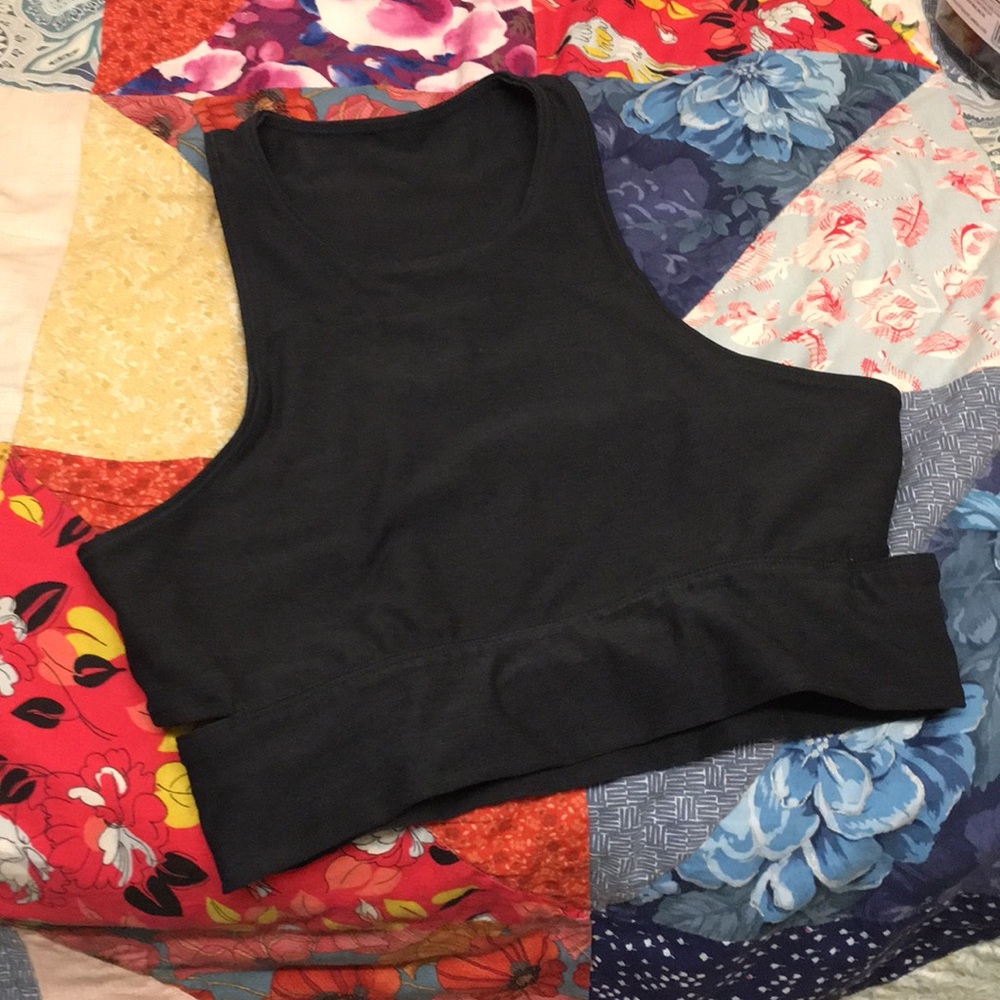 NWOT Outdoor Voices Slashback Crop Top